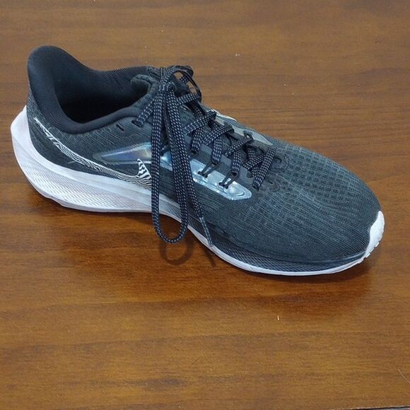 Nike Air Zoom Pegasus 49 Running Shoes - Picture 2 of 12